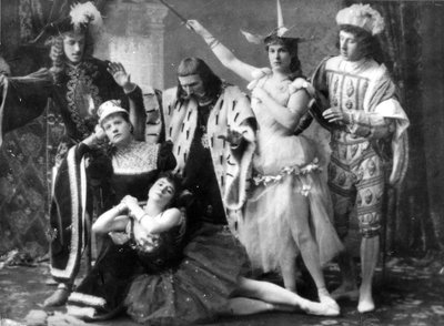 第一次表演柴可夫斯基芭蕾舞剧“玛丽辛斯基剧院的睡美人”，1890年奥罗拉部分的卡洛塔·布里安扎 作者 Russian Photographer